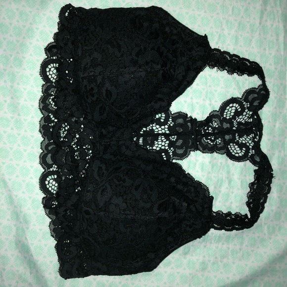 Black lace bralette - Picture 1 of 4